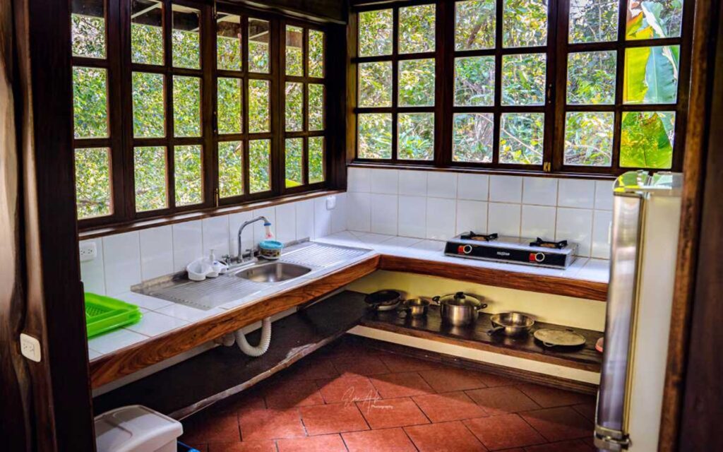 Casa El Árbol - Flor de Paraíso, Montezuma, Costa Rica