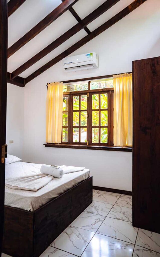 Casa El Árbol - Flor de Paraíso, Montezuma, Costa Rica