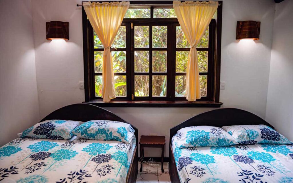 Casa El Árbol - Flor de Paraíso, Montezuma, Costa Rica